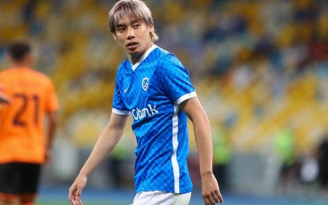 「顔小さ過ぎません」伊東純也のモノトーンコーデにファンも喜び「サングラスいとじゅん」