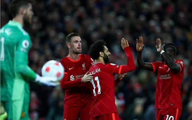 C・ロナウドへの拍手と大合唱直前に…選手同士が小競り合い