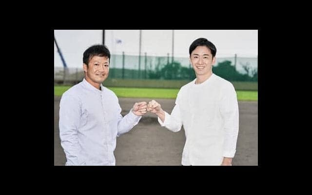 斎藤佑樹が金城長靖に伝えたかったこと。「あの夏の甲子園」「アメリカ遠征」「沖縄の高校野球熱」…仲良し同級生対談