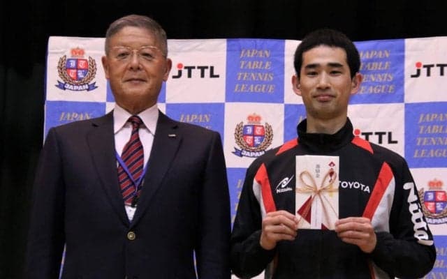 デフリンピック日本代表・川口功人、日本卓球リーグからの激励金を受領＜ビッグトーナメント福島大会＞