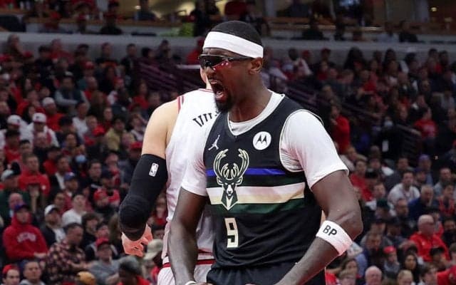 バックスが快勝でシリーズ2勝目…ボビー・ポーティスが18得点16リバウンドと躍動／NBAプレーオフ