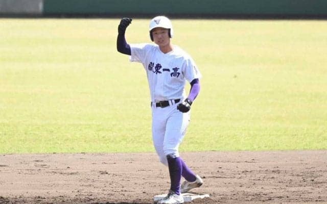 関東第一の“繋ぎの4番”富岡大阿　4安打3打点大暴れも謙遜「長打打てる打者じゃない」