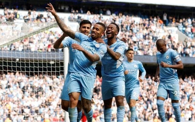 ｢まさに独壇場｣!!4ゴール1アシストの大活躍…全得点に関与!マンチェスター・シティの背番号9が見せた｢圧巻のゴールショー｣