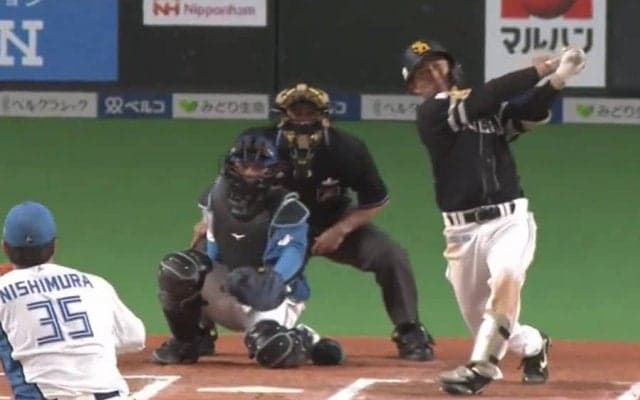 鷹、今季初の2桁11得点で2連勝　ドラ4野村勇が2発、首位の楽天と0.5差接近
