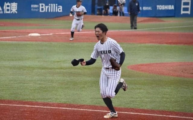 立教大が中盤に追いつき、慶應大と引き分けに持ち込む【4/24 春季東京六大学野球 慶應義塾大学vs立教大学】