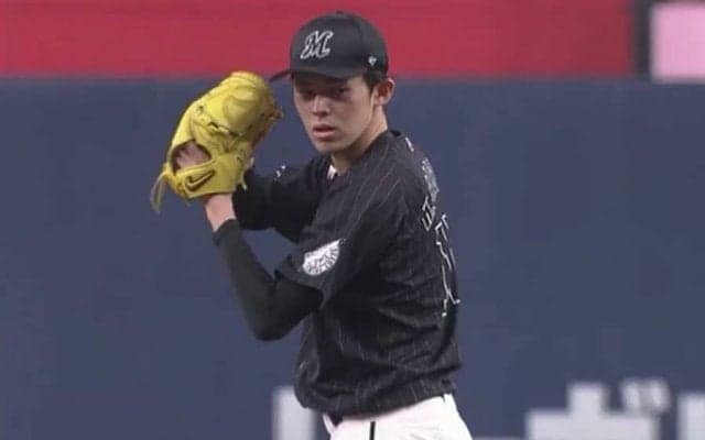 「マジで感覚狂う」　佐々木朗希の“軽々”100マイル連発にファン驚愕「捕球音やば」