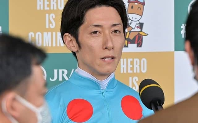 津村明秀騎手がJRA通算10000回騎乗達成「引き続き精進していきたい」