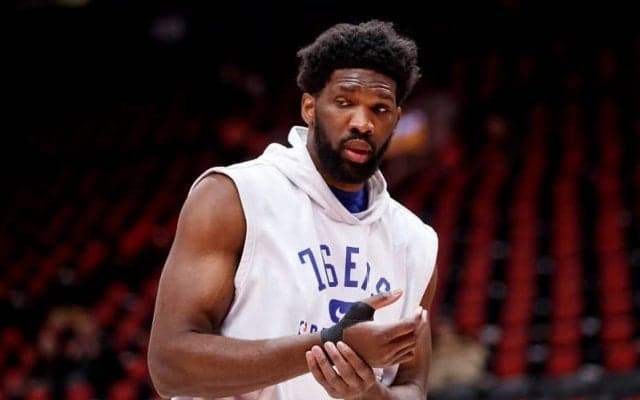 右手親指の靭帯裂傷となったエンビード「今はプレーオフ。俺を止めることなど何もない」