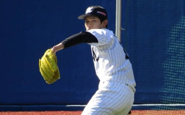 ロッテの「完全試合男」佐々木朗希が球審に詰め寄られた　連続アウトの大記録がストップした直後に物議