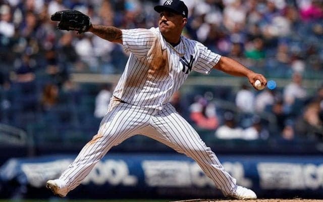 【MLB】完全横並びの“同時ヘッスラ”は「見たことない」　執念の争いが「本当に素晴らしい」