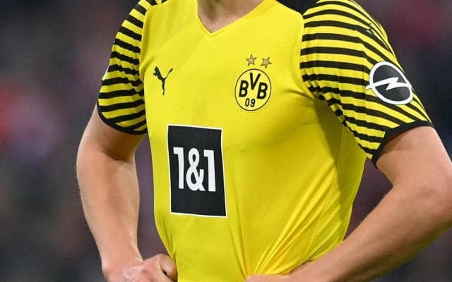 ドルトムント、来季ホームユニはシンプルなストライプか