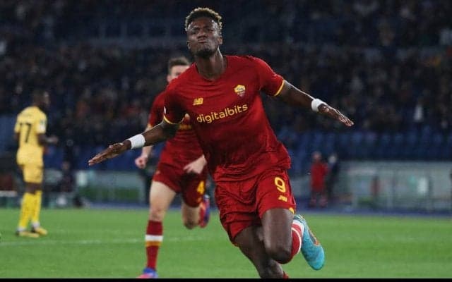 アーセナルが狙うエイブラハム、移籍金は100億円超えか