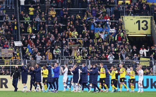 ドルトムントとディナモ・キーウがチャリティーマッチ、ウクライナ支援に545万円の寄付集まる