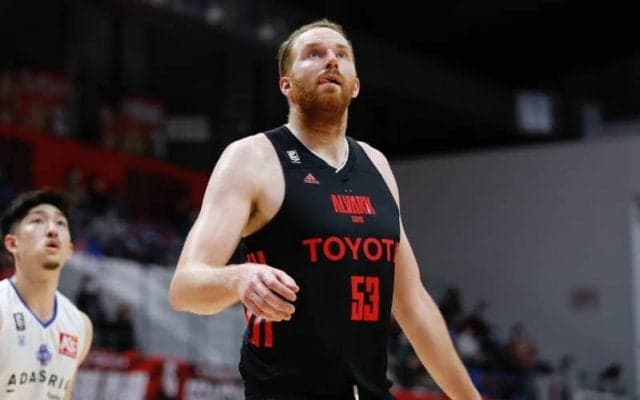 A東京がアレックス・カークの負傷を発表…左足底腱膜損傷で全治約2〜3週間と診断