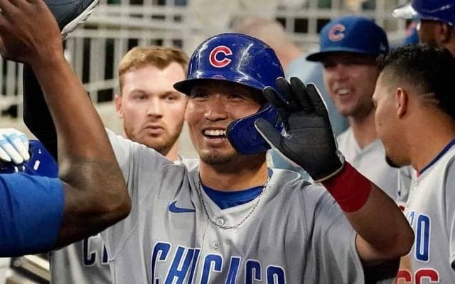 鈴木誠也、味方のHRにベンチ内で愛ある行動　打った当事者も「やること全て面白いよ」