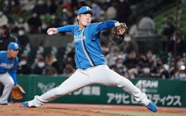 吉田輝星の心躍る軌道が「芸術品すぎる」　強打者ねじ伏せる「挑戦的なストレート」