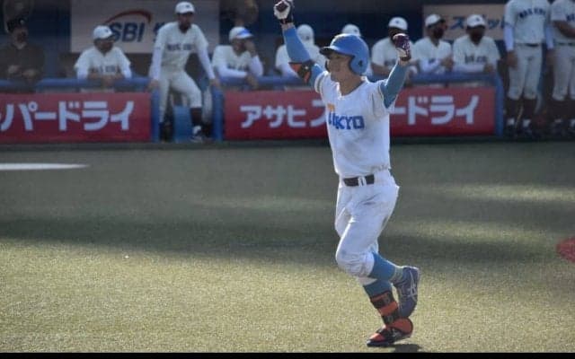 井澤駿介の熱投にアメフト部から転部の阿久津怜生が土壇場の同点弾で応え、東大が引き分けに持ち込む【4/30 春季東京六大学野球 早稲田大学vs東京大学】