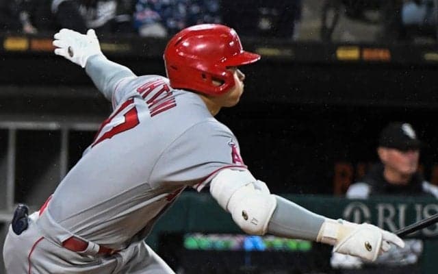 【MLB】大谷翔平の「何という手の使い方！」　地元放送席が驚嘆、豪快弾の後の“技あり打”