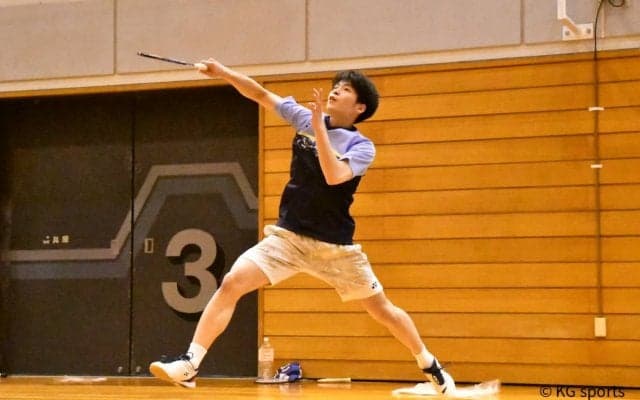 【バドミントン部男子】５−０でリーグ初戦は快勝