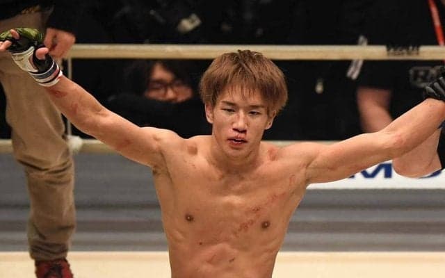 「とんでもないこと起きた」朝倉海、今度は伝説ボクシング王者と対面で話題「凄すぎ」