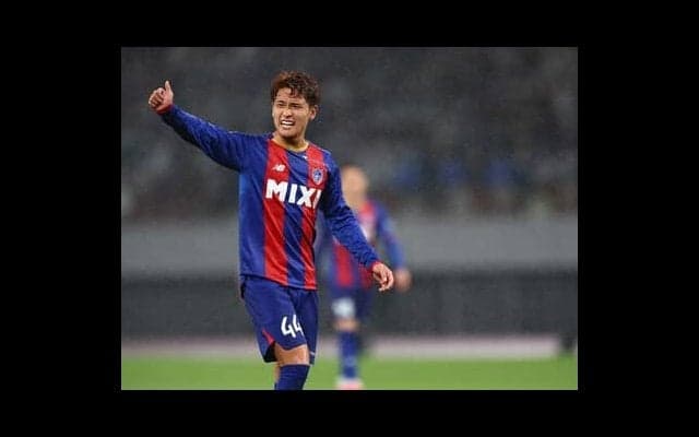 高卒ルーキー・松木玖生がいかにスゴいか。記録的な価値は小野伸二、本田圭佑らを上回る