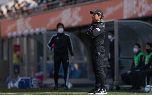 【J2「総合力」】「3対0」から追いつかれた横浜FC、「5試合連続勝利なし」の東京Vの一方、2連勝で「J3降格圏脱出」の大宮…上昇・下降気流の「分岐点」！(2)