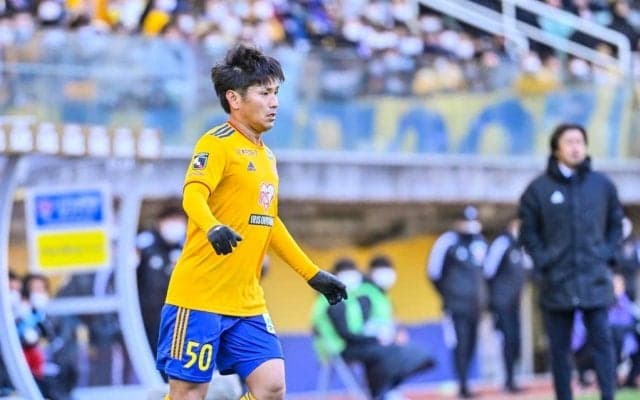 【J2「総合力」】遠藤康「芸術的ゴール」も!!「今季初の3連勝」2位・仙台と5位・山形、「6戦負けなし」の3位・新潟、オーストラリア人選手「縦ホットライン」の4位・岡山…“GW5連戦”で見えてきた「地力の差」！(1)