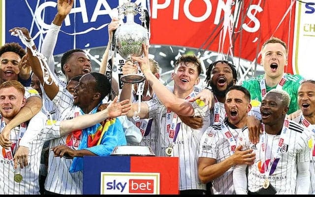 フルアムがホーム最終戦でチャンピオンシップ優勝決める!　圧巻7ゴールでシーズン100ゴールの大台にも到達