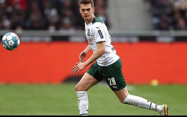 ドイツ代表DFギンターの新天地は古巣フライブルクに!　ビッグクラブ関心も今週中に来季加入発表へ