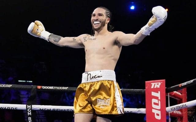 無敗のモハメド・アリ孫、今度は大の字にぶっ倒す初回KO劇で米驚愕「美しいコンボだ」