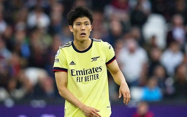 【プレミア】冨安健洋、3カ月ぶり先発で安定感　「凄まじい空中戦」と地元メディア