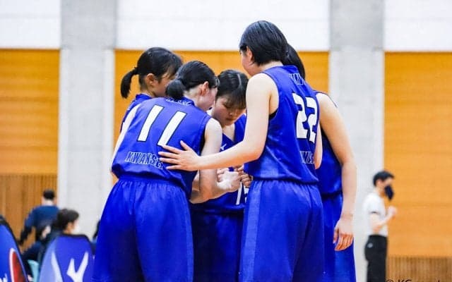 【バスケットボール部女子】ボールへの執着見せるも、決勝リーグ２連敗