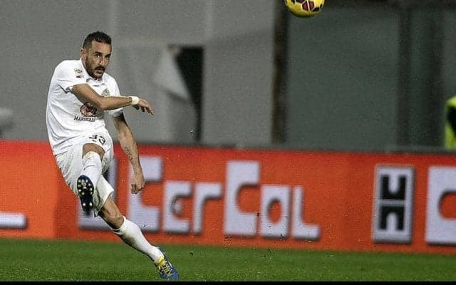 マッツァーリ解任のカリアリ、後任はプリマヴェーラのアゴスティーニ監督