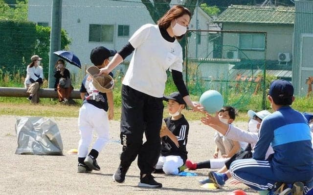 子どもたちが“五輪選手仕様”のトレーニング実践　将来見据えて指導する少年野球チーム