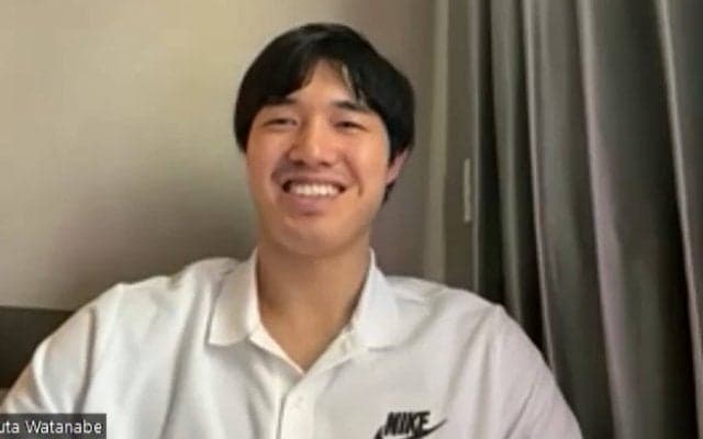 渡邊雄太が一時帰国 - 「母の手料理を食べるのも楽しみ」