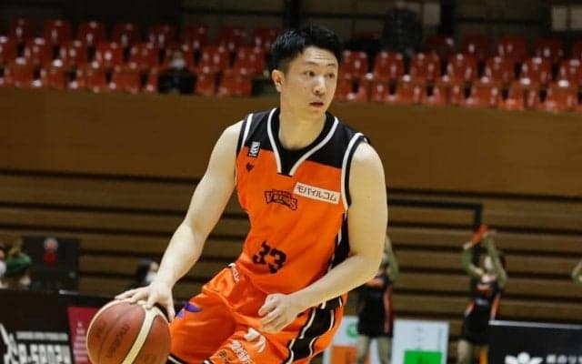 愛媛オレンジバイキングス、今季B2アシスト王受賞の俊野達彦との契約満了を発表