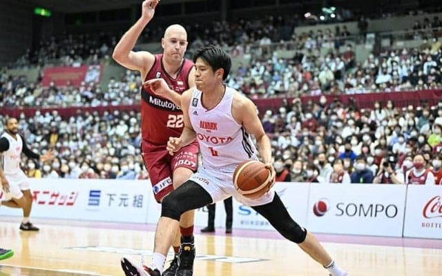 “エース級”コンビがCS前に負傷　苦境のA東京、日本人ビッグマンが背負う期待と重圧