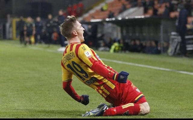 レッチェがセリエB制覇で3季ぶり1部昇格、2位クレモネーゼも28年ぶりの切符掴む