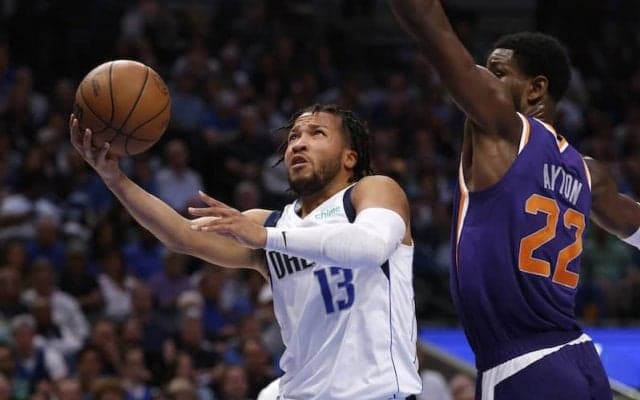 マブスが接戦制しシリーズ初勝利…ドンチッチ、ブランソンがチームをけん引／NBAプレーオフ