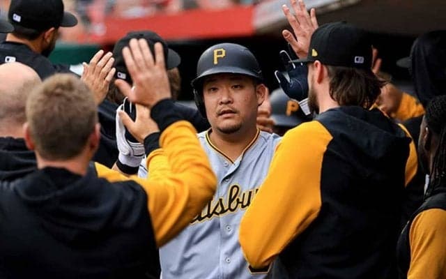 【MLB】筒香嘉智、待望1号は「調子がいい時の左方向」　ファンも歓喜「ヨシが戻ってきた！」