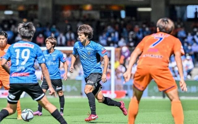 CBでも「ドリブル＆縦パス」で圧巻の攻撃参加！ 川崎・車屋紳太郎がもたらした攻撃の厚み