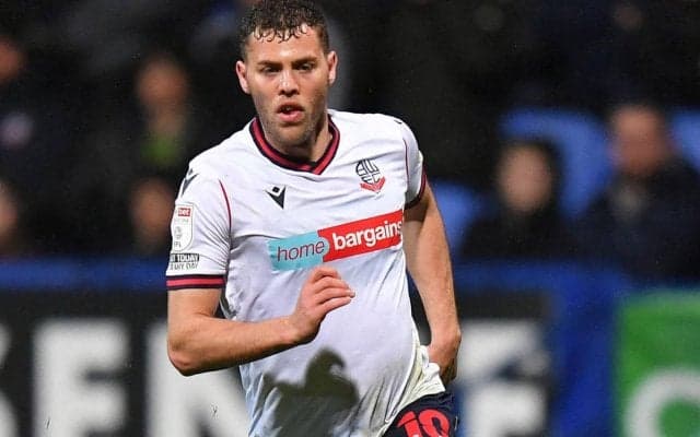 キャプ翼の「反動蹴速迅砲」が実現！？スライディングが強烈シュートになってゴール「こんなことあり得るんだ！」