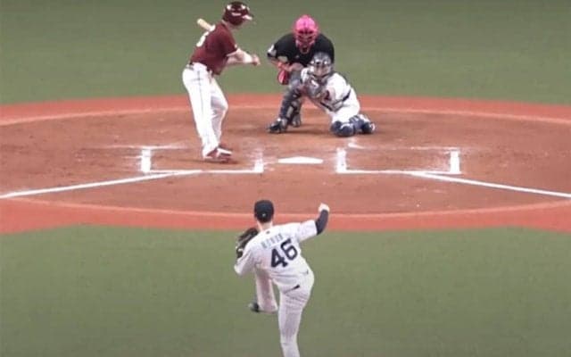 強打者もお手上げ「球速上がりすぎ」　唸り上げる剛速球が「マジで打てる気しない」