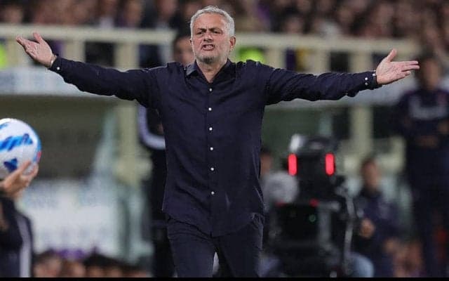 「彼は我々から多くの勝ち点を奪った」　VAR判定に泣き敗れたローマ…モウリーニョ監督は不満爆発