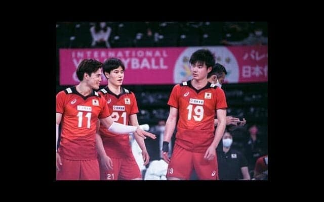 男子バレー大塚達宣が「控えメンバー」として見た東京五輪。「悔しさもあるけど、だからこそ『ここで終わりじゃない』と思えた」