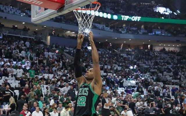 アル・ホーフォードの活躍などでセルティックスが2勝目…シリーズをタイに／NBAプレーオフ