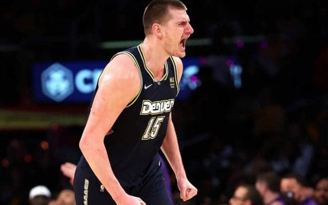 この半世紀で初の快挙を成し遂げたナゲッツのニコラ・ヨキッチが今季もMVPに選出か