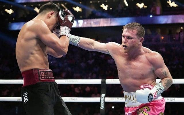 カネロ戦ジャッジを名指しで批判　接戦判定にリング誌編集長「これはあまりに愚かだ」