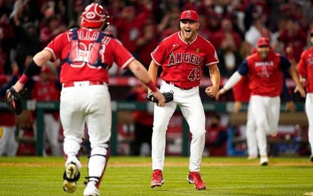 MLBのノーヒッター試合中に発生した珍場面　米記者驚き「今まで見たことがない！」