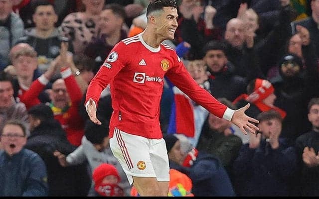 4戦5発のC・ロナウドが4月のPL月間MVP受賞!　通算6度目でアグエロ＆ケインに迫る